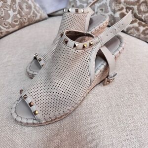 Marc Fisher | Senton | Suede Espadrilles | Beige | 8 1/2